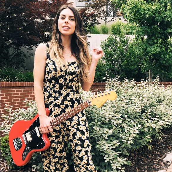 Meet Haley! - Picture 3 of 4